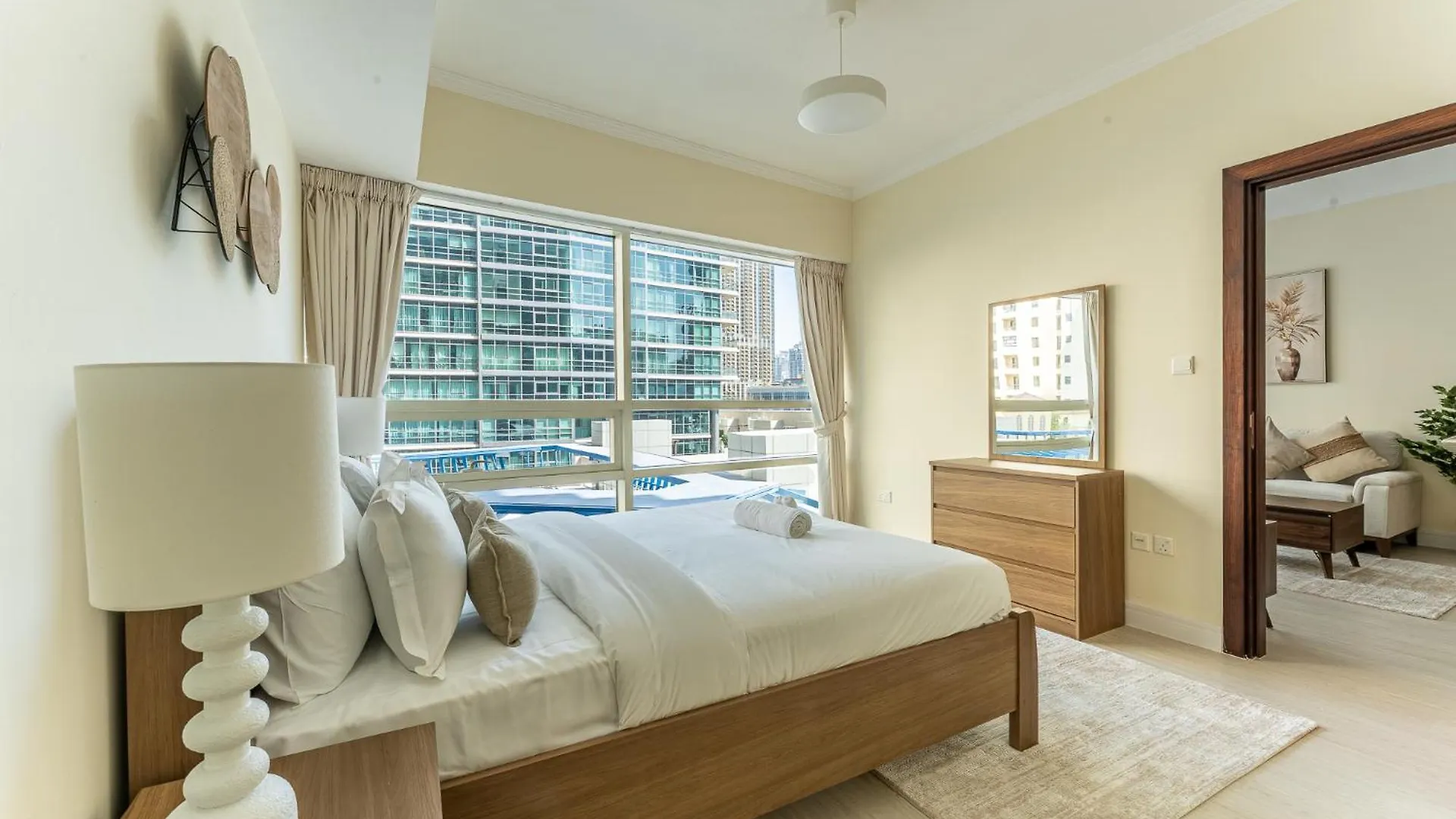 Havn - 1 Bed In Dubai Marina, 5Mins Walk To Jbr contacts